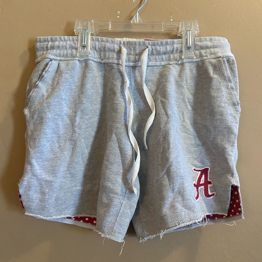 Press Box University of Alabama fleece shorts size large